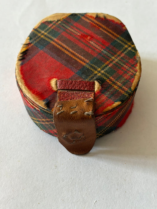 Vintage Tartan material covered trinket box - Faulty