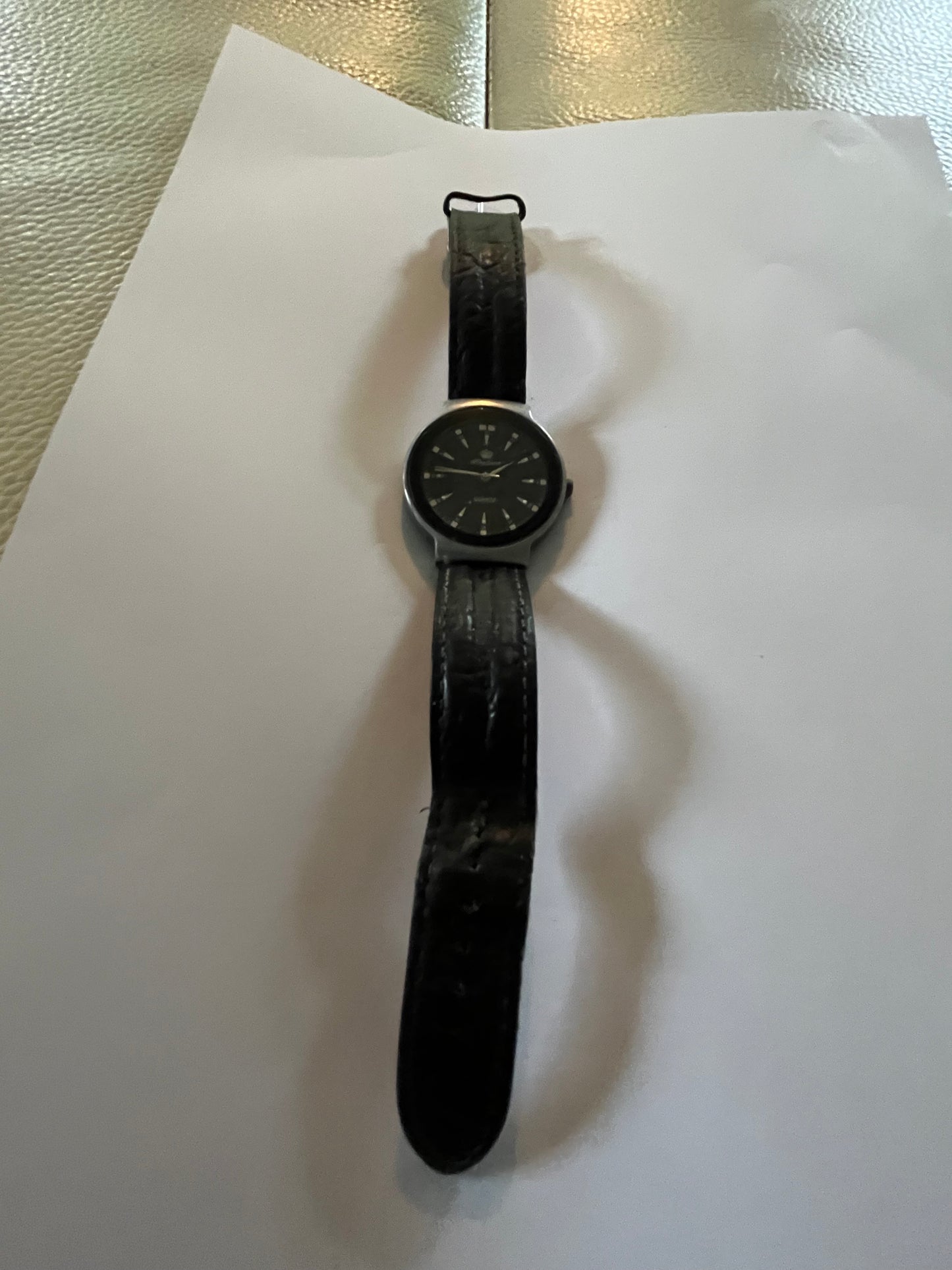 King Quartz - Black and silver wristwatch - Untested