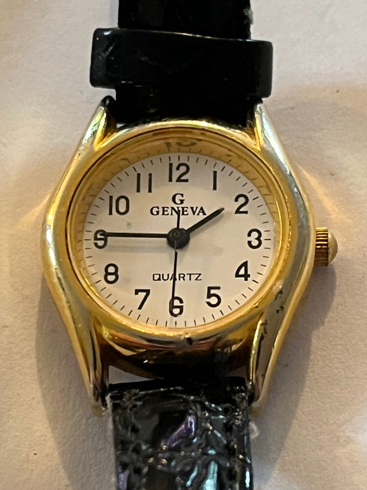 Geneva - Small black and gold ladies dress watch - Untested