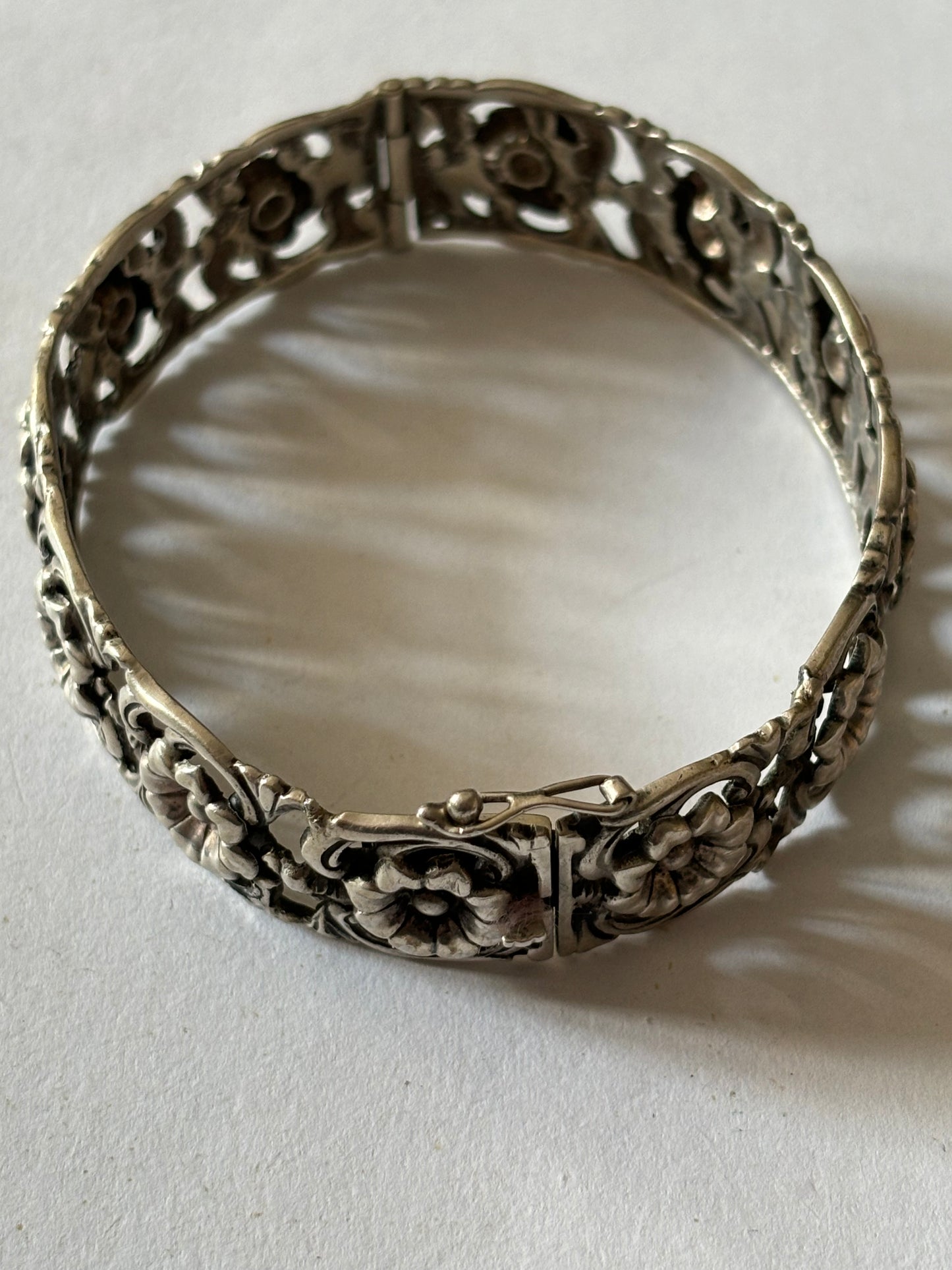 Silver pierced flower bangle - 800 Silver Mark