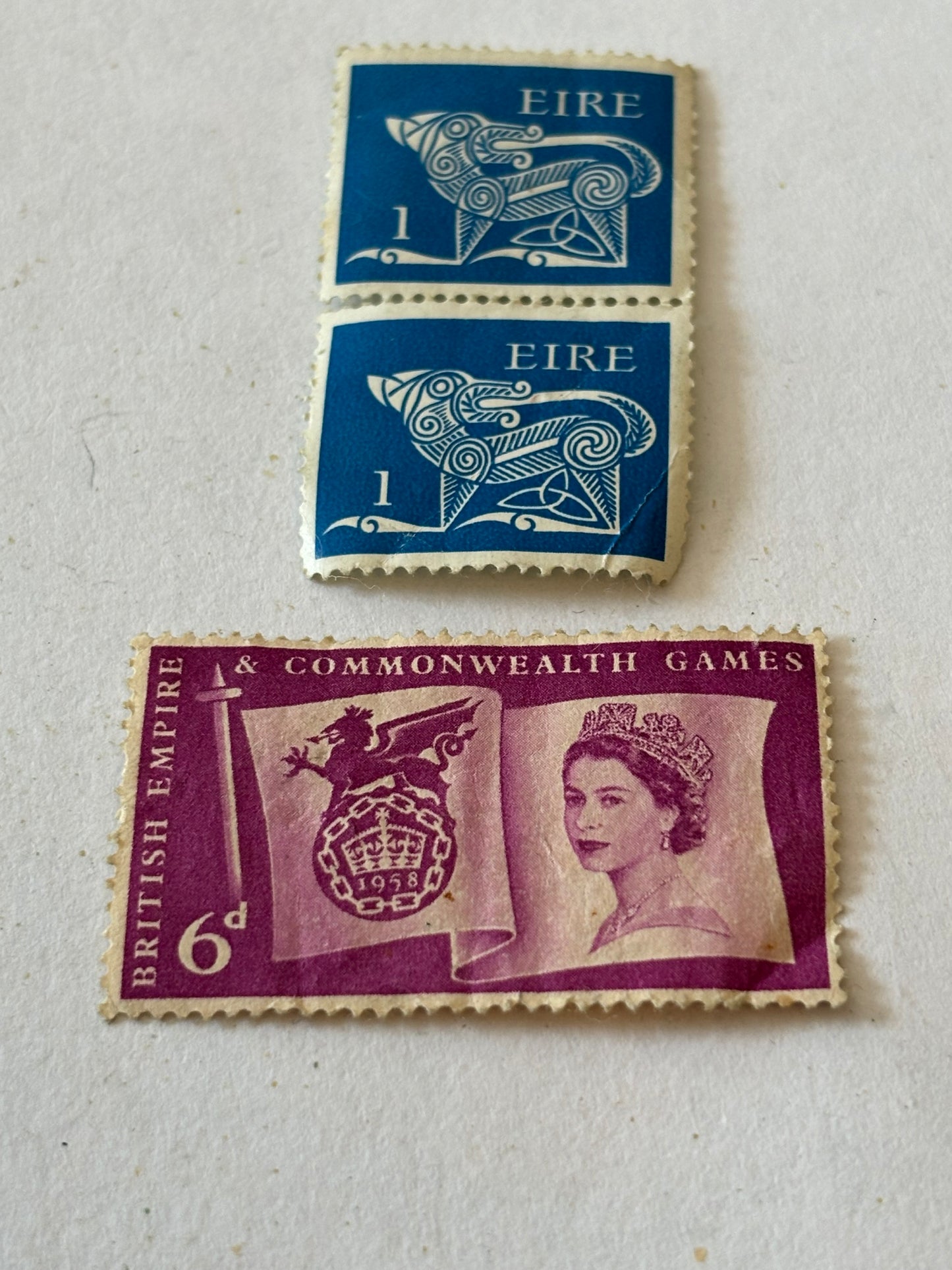 British Commonwealth Empire Games 6d Stamp & 2 x Irish Stamps