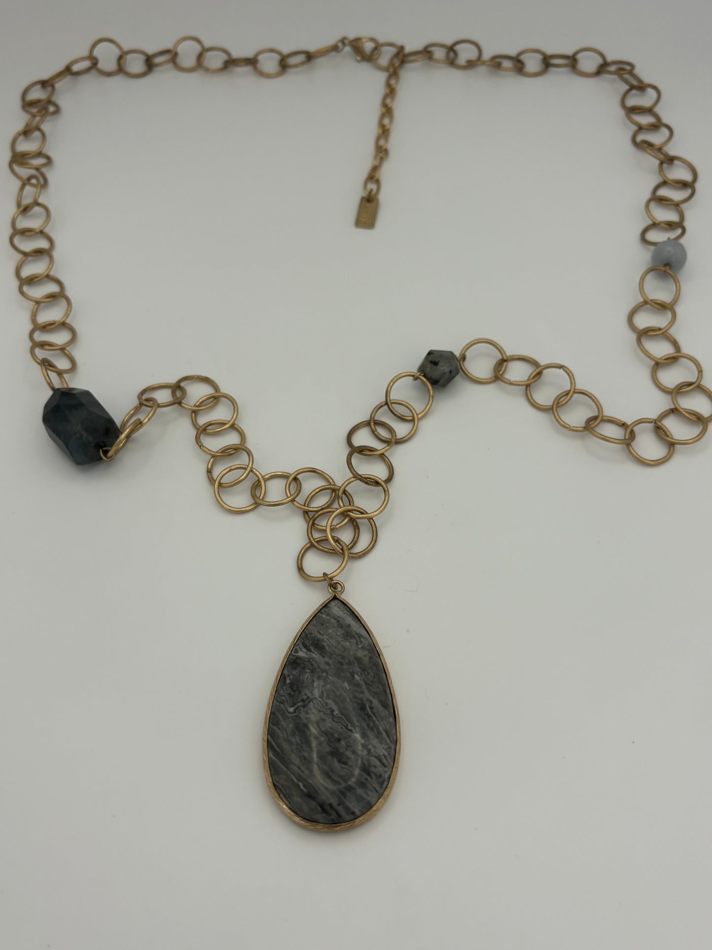 ENVY - Large Gold Rings Necklace with mineral beads and pendant