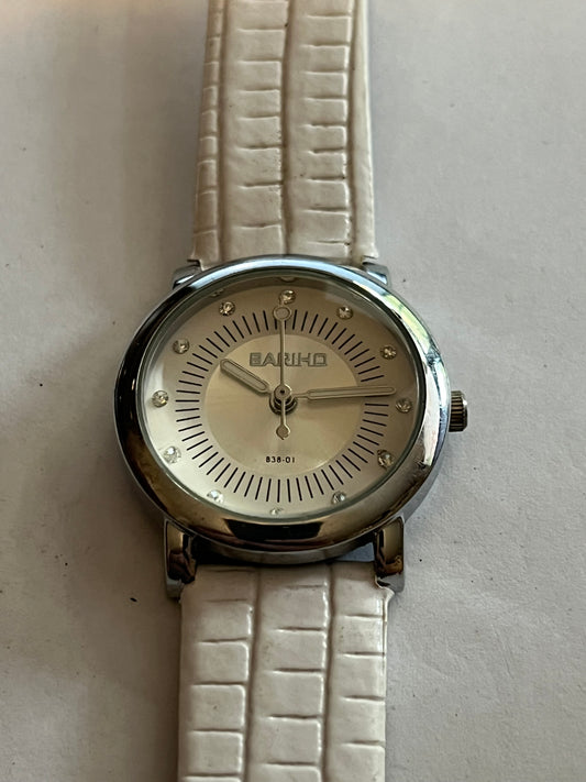 Bariho Ladies silver and white wristwatch - Untested