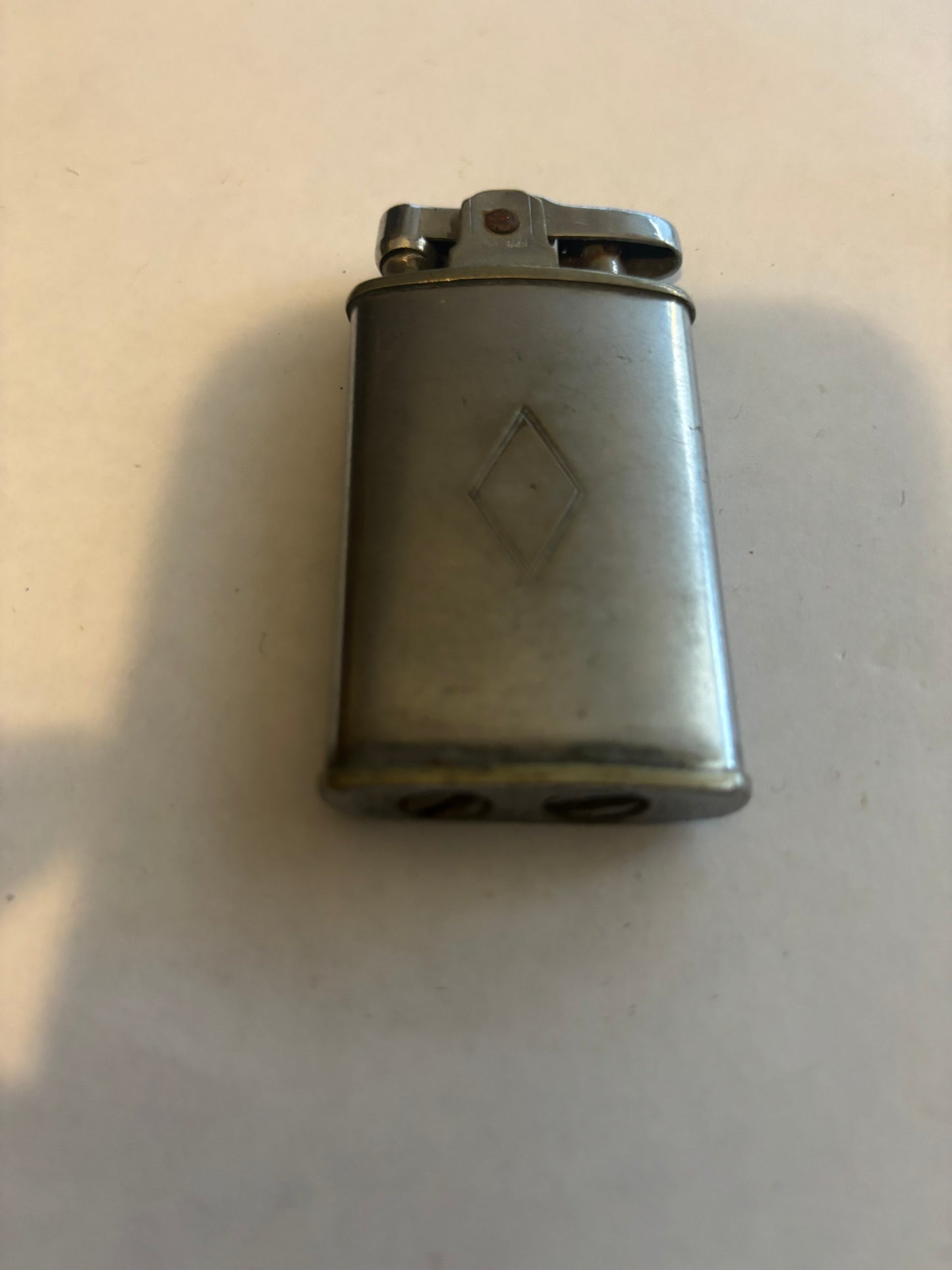 Vintage silver metal Ronson lighter - Not working