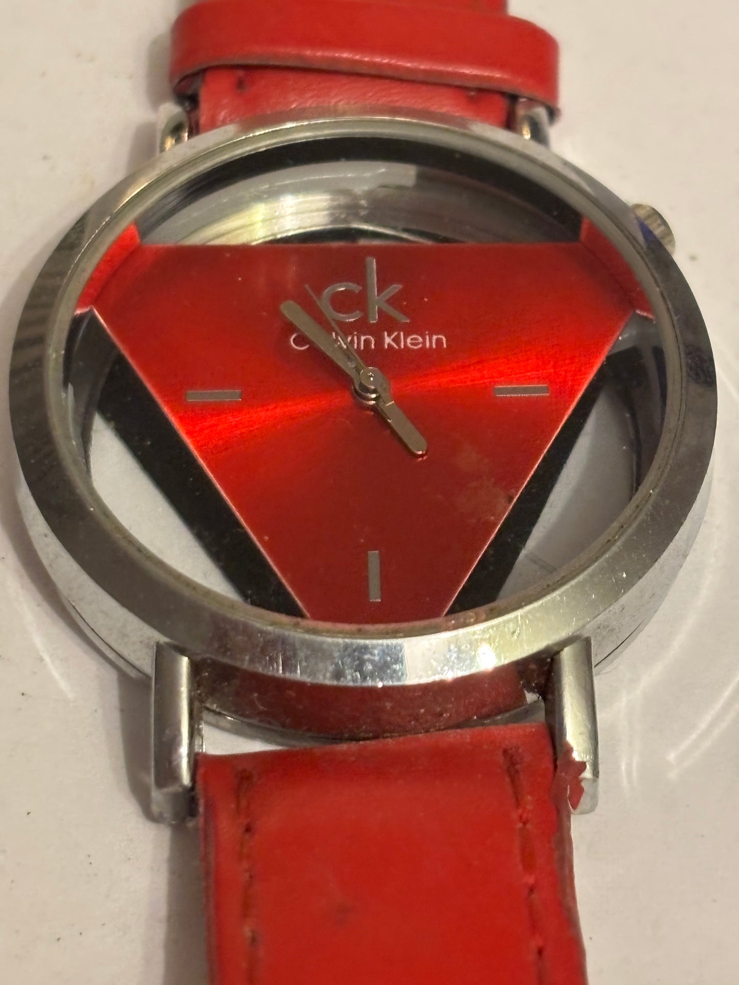 Calvin Klein - Ladies red and silver glass watch - Untested