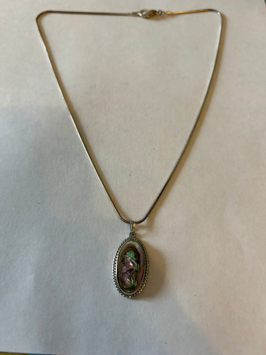 Smooth silver rope necklace with oval abalone pendant